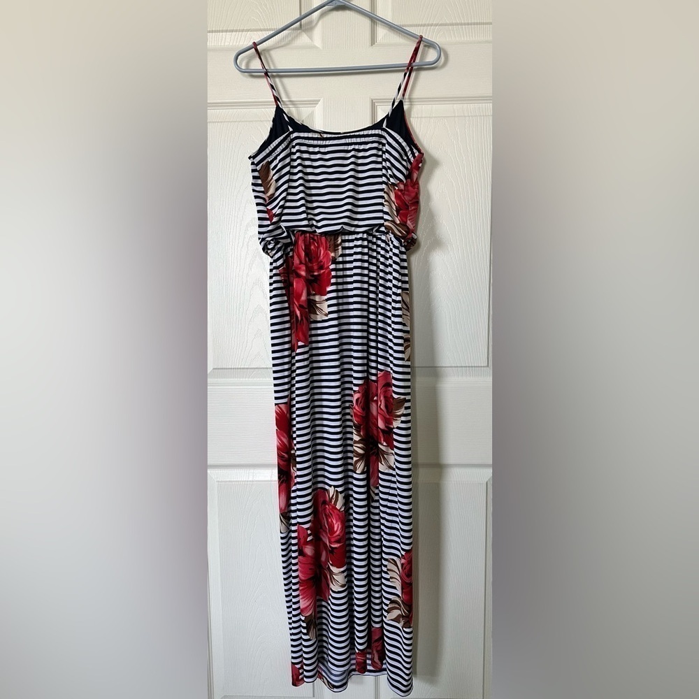 En Focus Studio Blue/White Stripe Floral Dress Size 14 NC0404